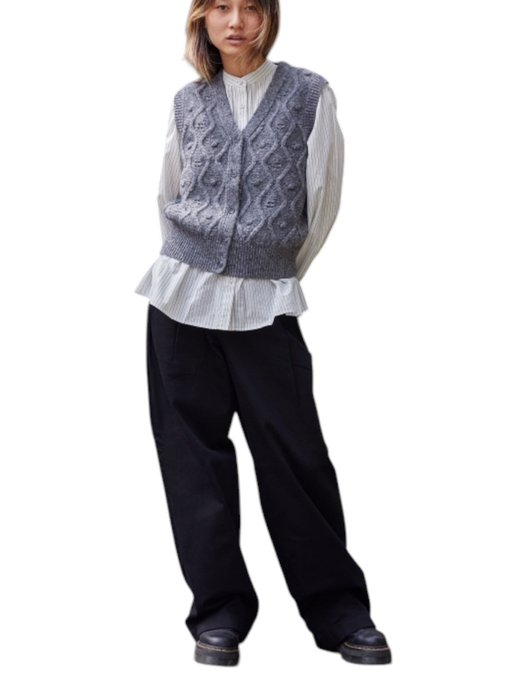 Ines De La Fressange x Uniqlo Black Cotton Pleated Relaxed Fit Chino Pant (8)
